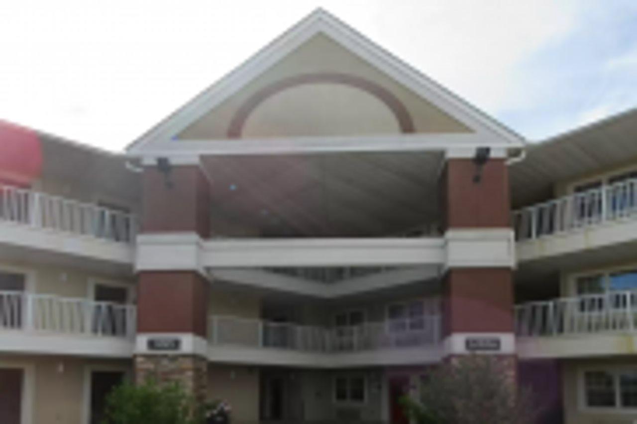 Suburban Studios Winston-Salem Near Hanes Mall Luaran gambar