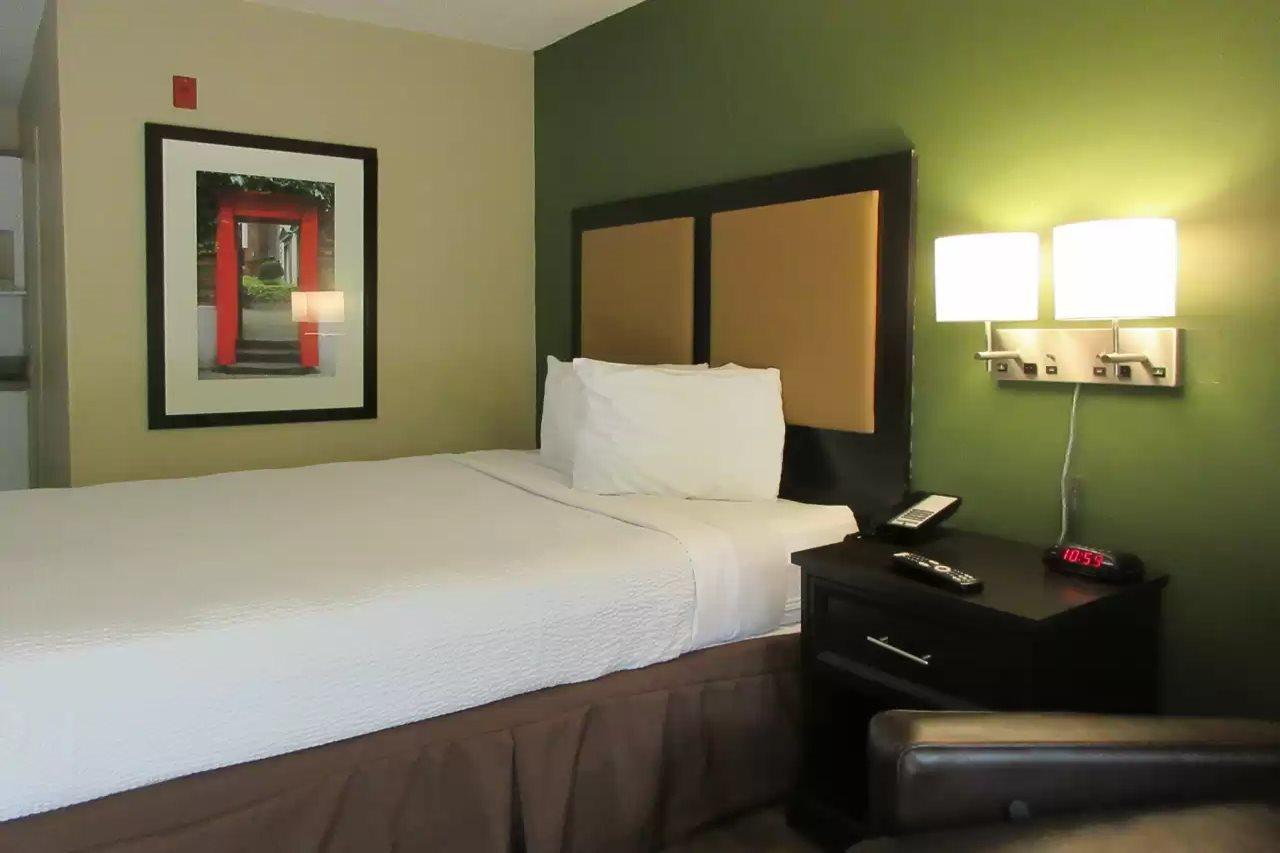 Suburban Studios Winston-Salem Near Hanes Mall Luaran gambar